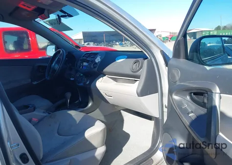 2011 Toyota Rav4 z USA, uszkodzony, nr VIN 2T3ZF4DV2BW094111